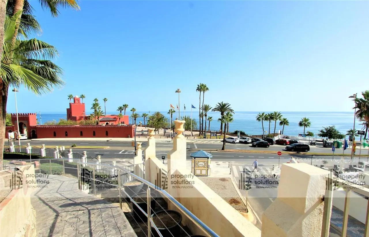 812 Benalbeach. 1ºlinea De Playa. Vistas A La Piscina Y La Montana. 贝纳尔马德纳 0*,