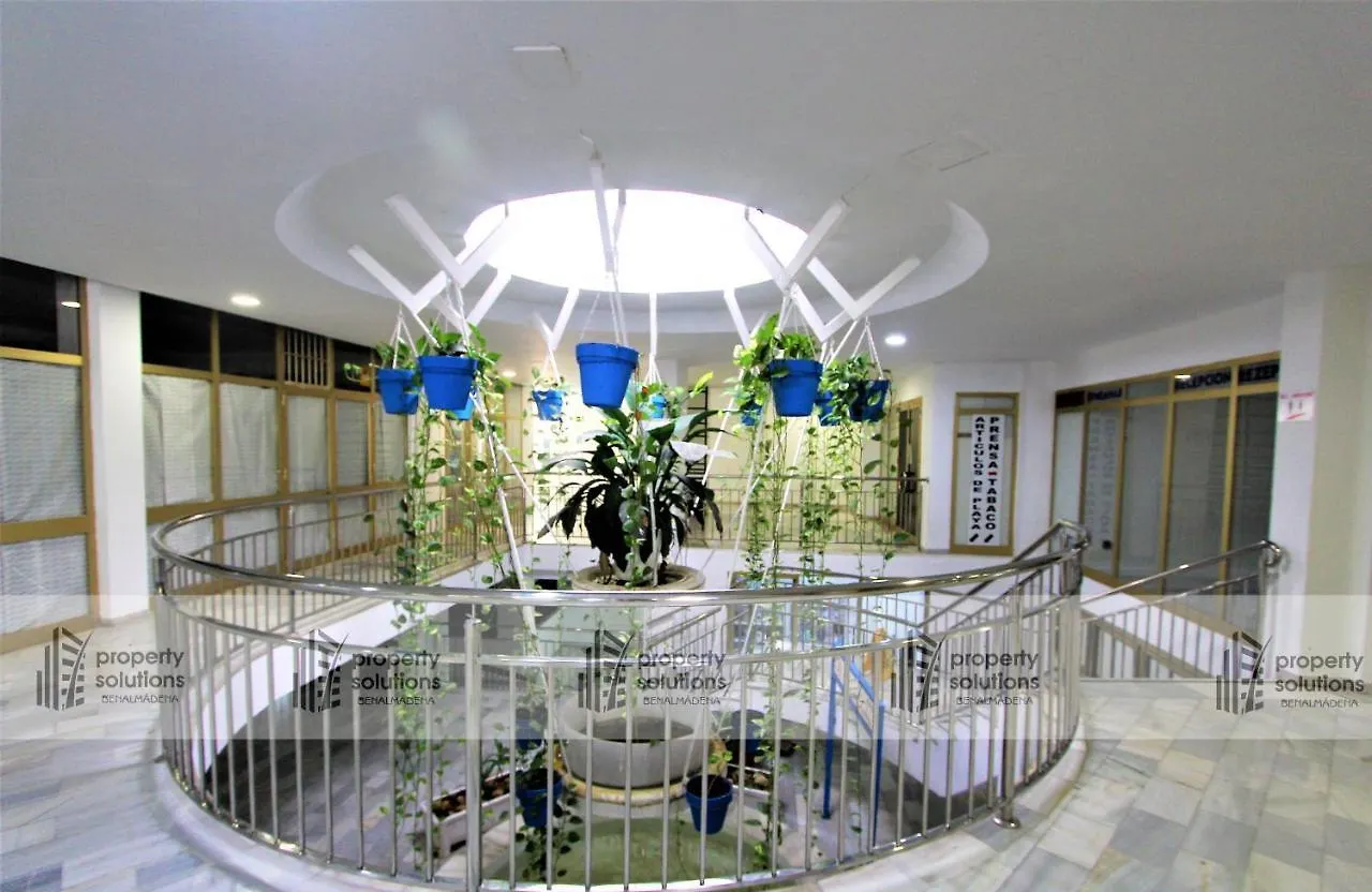 812 Benalbeach. 1ºlinea De Playa. Vistas A La Piscina Y La Montana. 贝纳尔马德纳 公寓