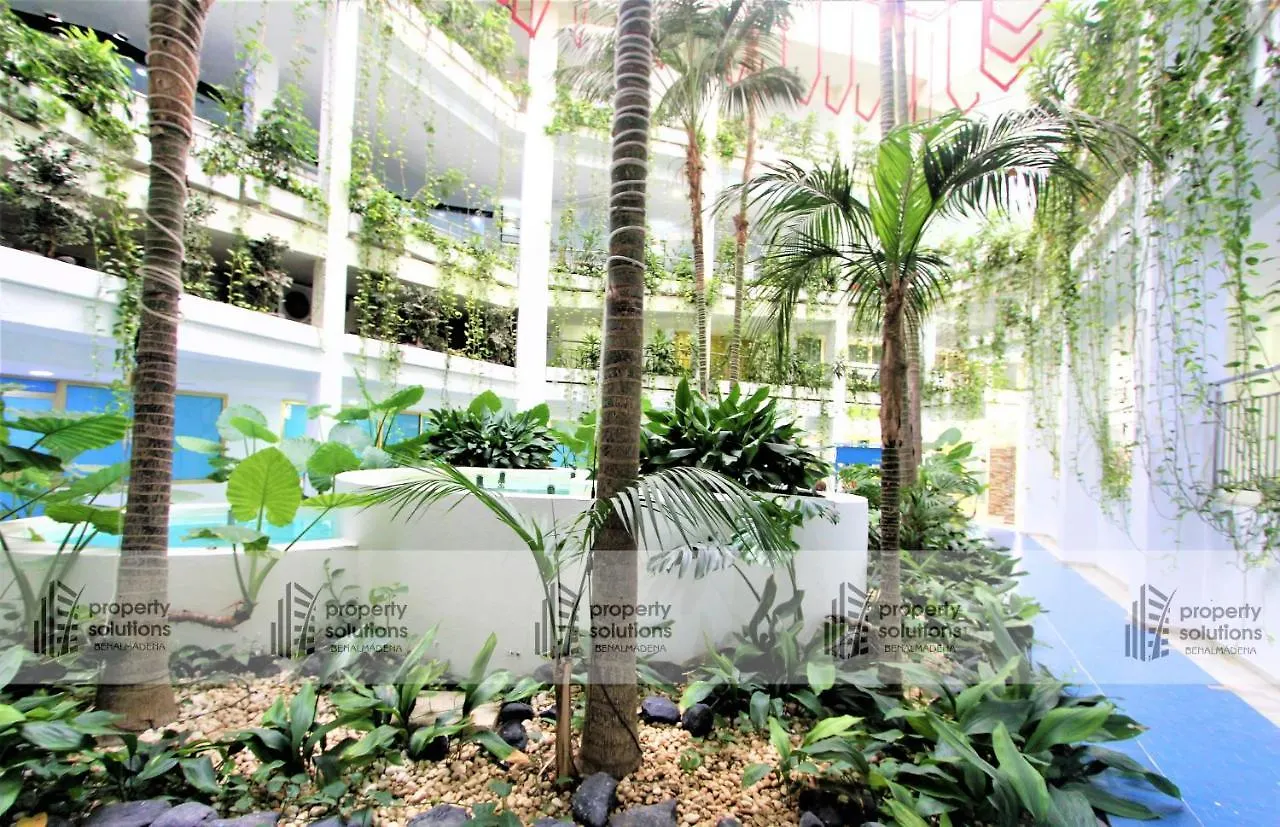 812 Benalbeach. 1ºlinea De Playa. Vistas A La Piscina Y La Montana. 贝纳尔马德纳 公寓